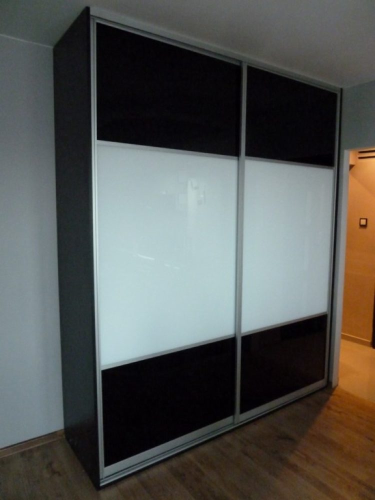 Szafa na Wymiar Nowa Huta Mistrzejowice przesuwna szafy na wymiar kraków